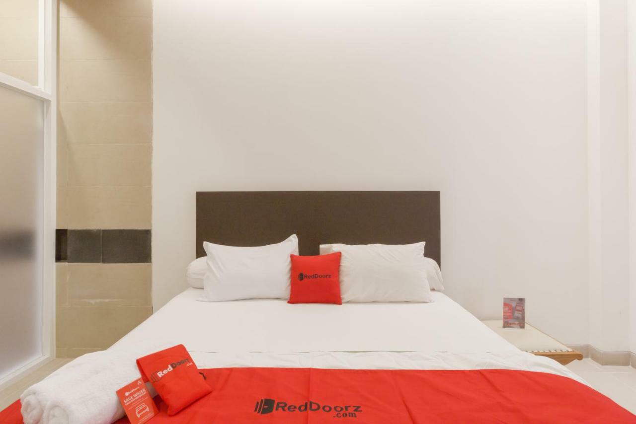 Reddoorz Plus @ Demangan Gejayan Pakualaman Εξωτερικό φωτογραφία