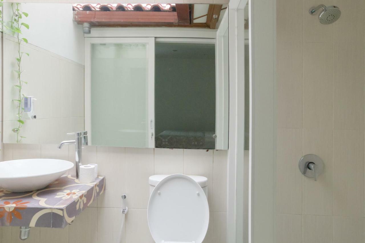 Reddoorz Plus @ Demangan Gejayan Pakualaman Εξωτερικό φωτογραφία